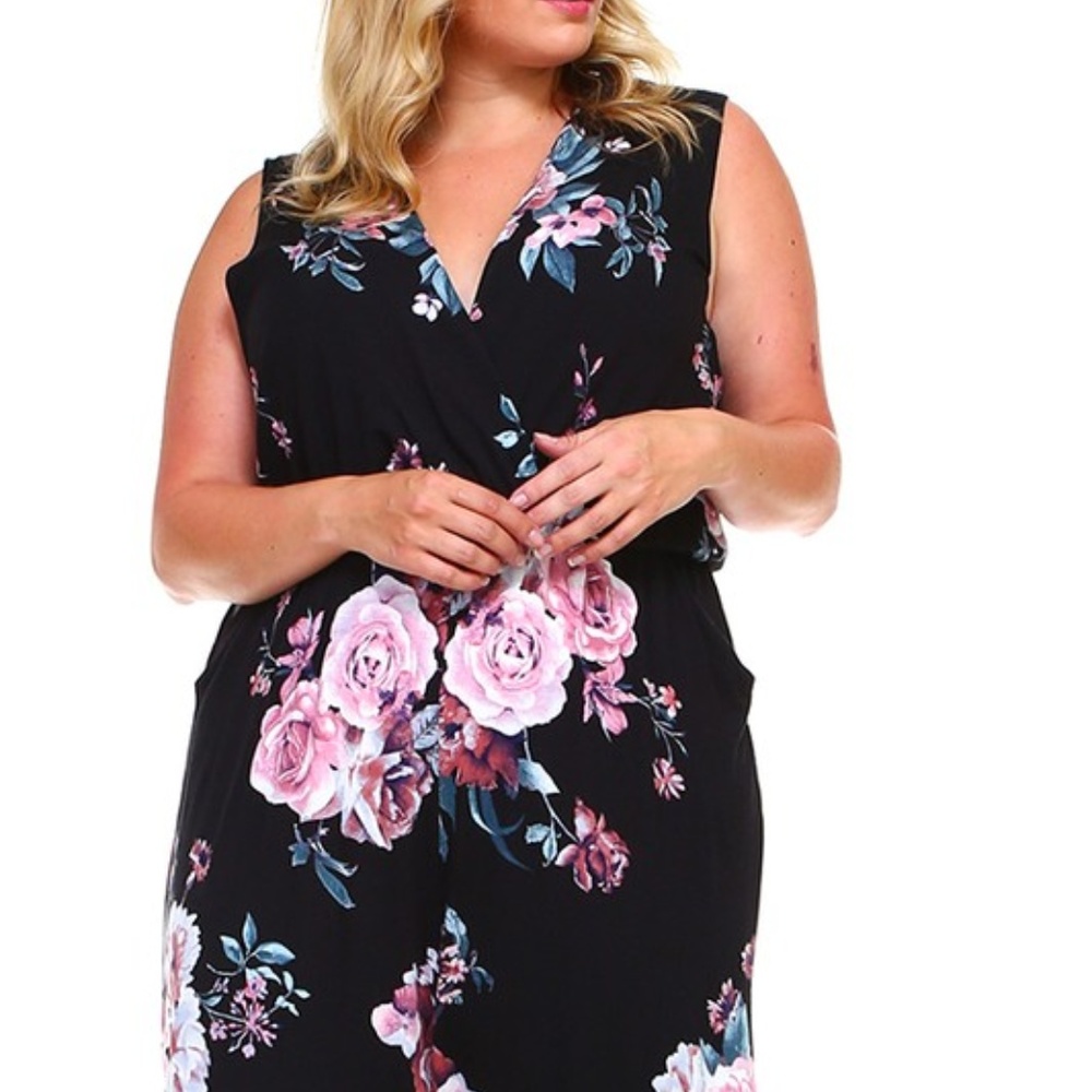 Plus Floral Print Cropped Jumpsuit - Picture 6 of 6
